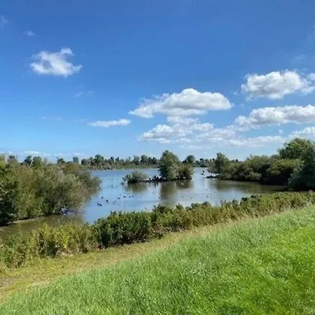 Apartment Tami Direkt Am Wasser Mit Eigenem Bootsanlegesteiger *